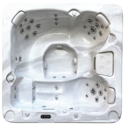 4 людини гаряча ванна